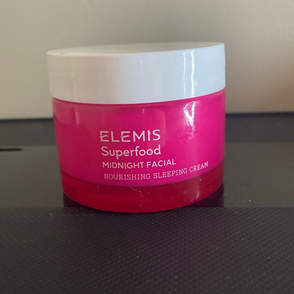 Elma superfood midnight facial nourishing, sleeping cream.